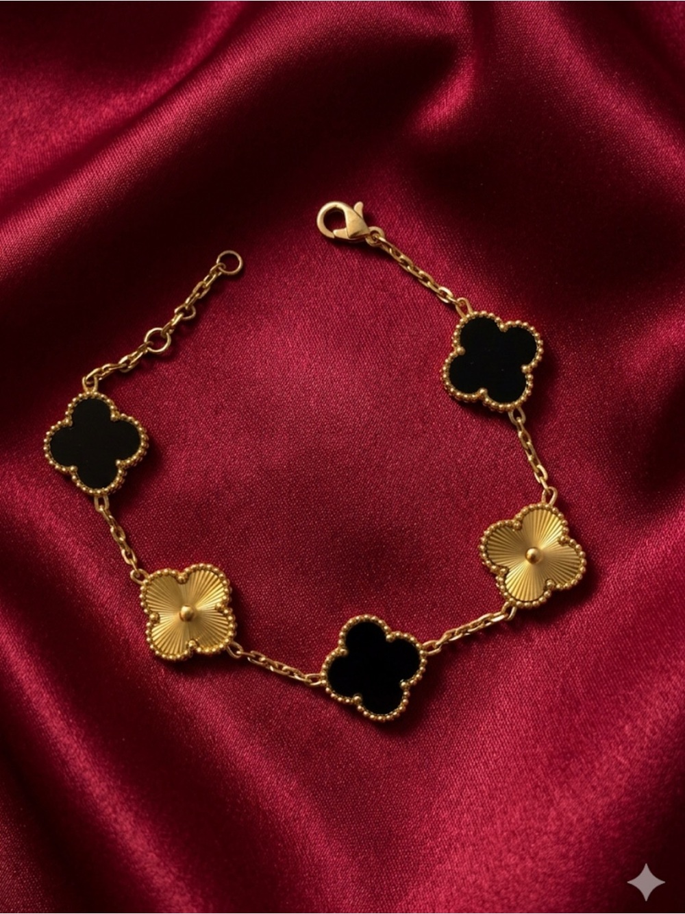 Fashion Jewelry Gold-Tone Bracelet with Black Clover Motifs
